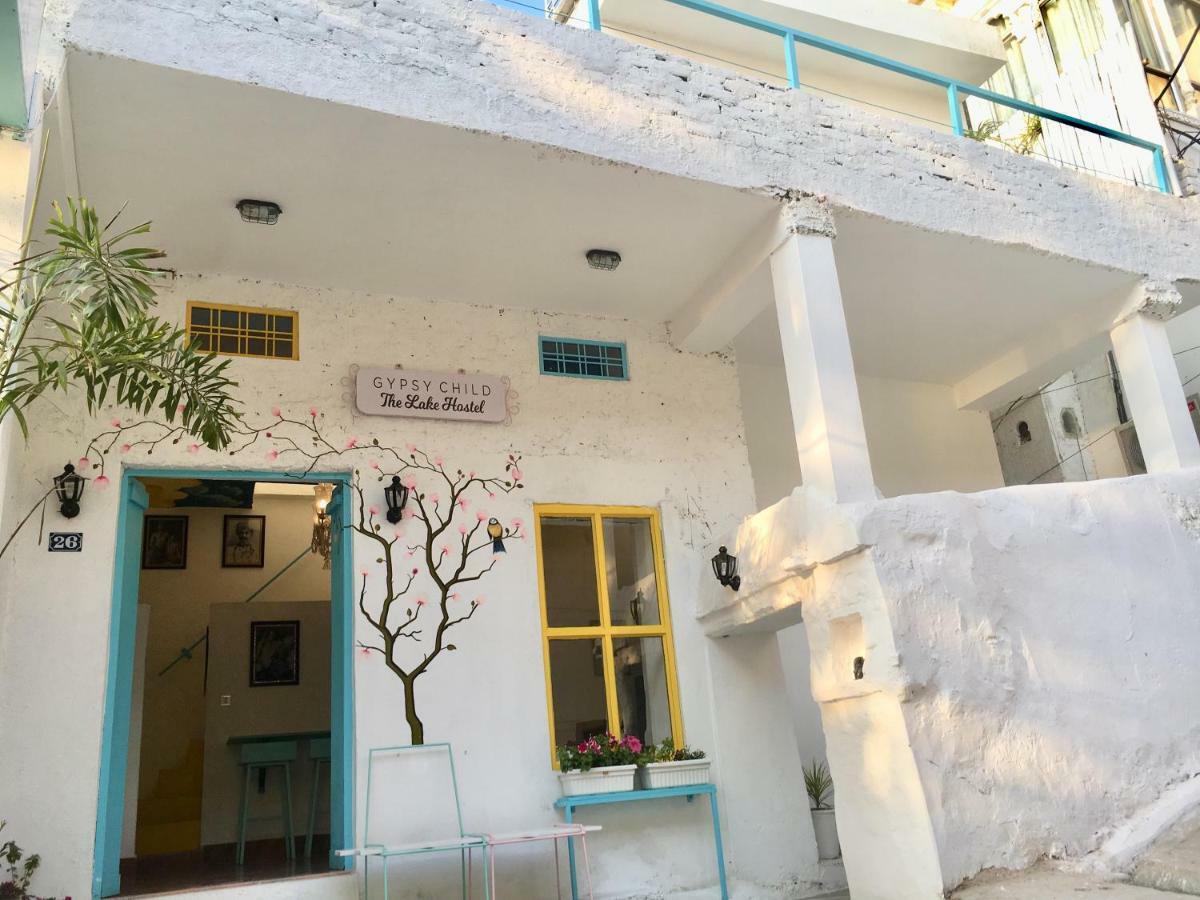 Gypsy Child Lake Hostel Udaipur Exterior foto