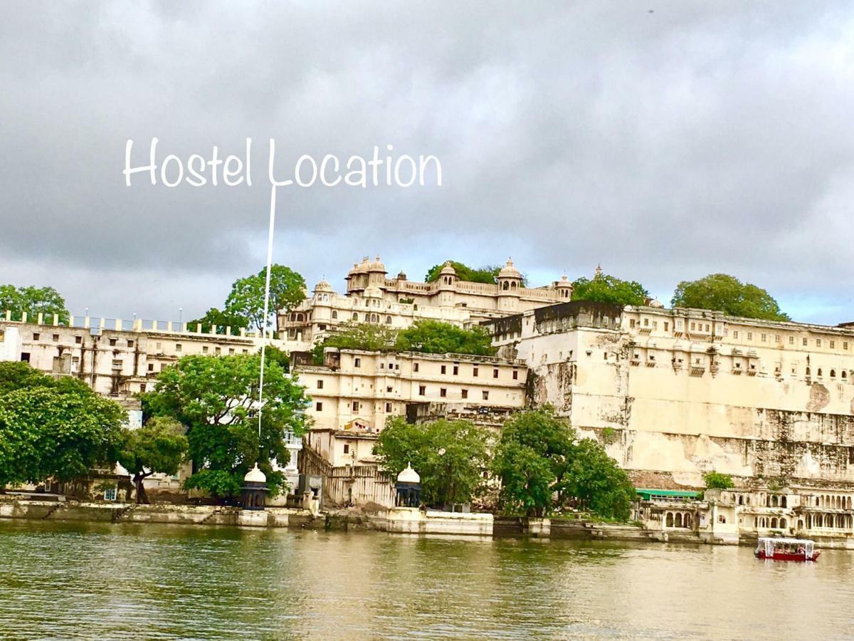 Gypsy Child Lake Hostel Udaipur Exterior foto